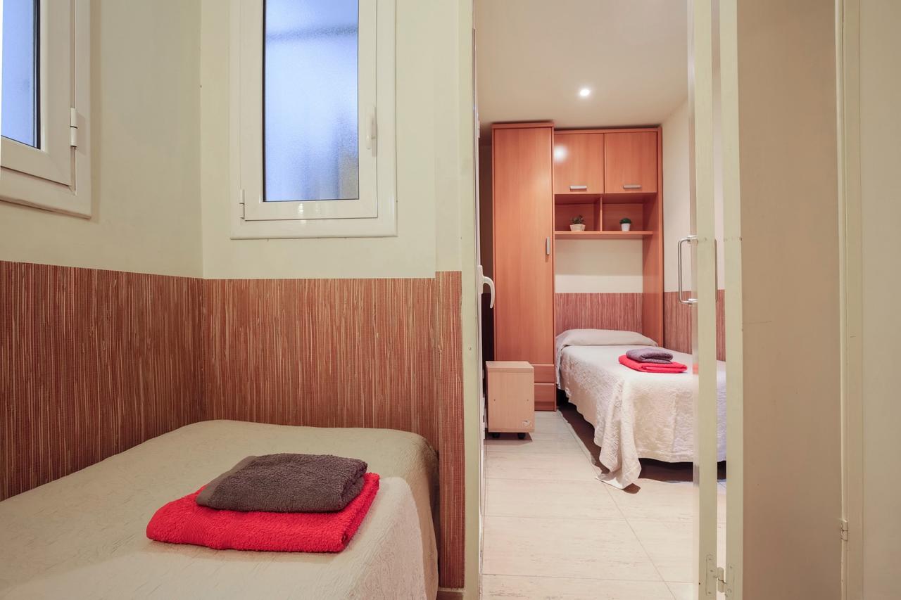 Aparteasy - Family Apartment Sant Antoni Barcelona Exterior foto